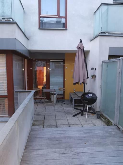 Auriapartments Karlin 2Kk S Terasou A Parkovanim Prague Exterior photo